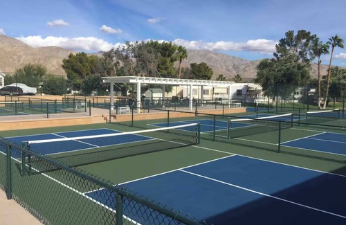 Desert Hot Springs Cottage | 13 Mineral Pools in Peaceful & Charming Resort. Small dogs welcome!