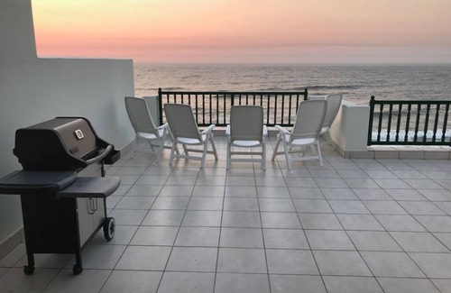 Ballito Apartment | 13 Skiathos - Beachfront Apartment - Shakas Rock/Ballito - NO LOADSHEDDING