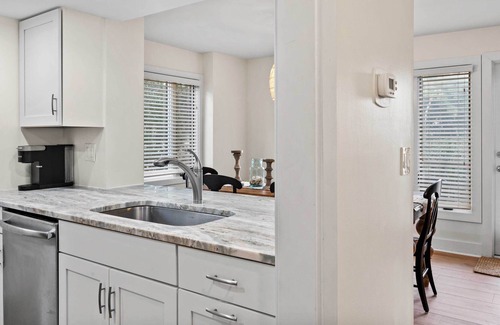 West Beach Village Villa | 1325 Fairway Oaks - Beautiful 3 Bedroom Villa overlooking Golf Course