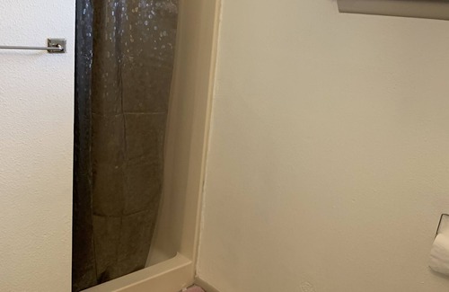 Southtown Apartment | 1326-#9 Comfy studio in downtown