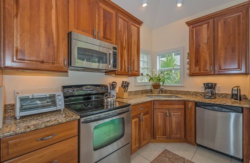 Downtown Boca Grande Historic District House | 135 Damfiwill - 2 bedroom/3 Bath - dock for boat - Pet Friendly!