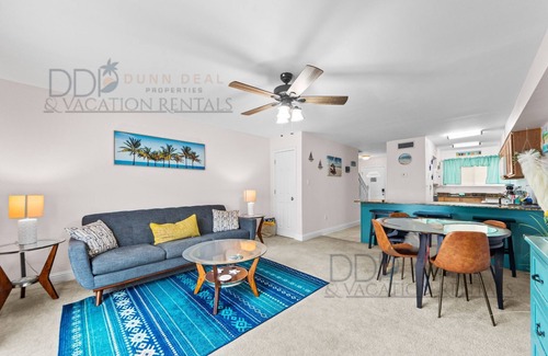 Biloxi Condo | 138 Oak Shores Just a short walk to the beach!