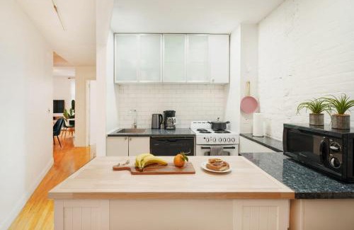 West Village Apartment | 139-2W Prime west village Furnished 2BR Best value