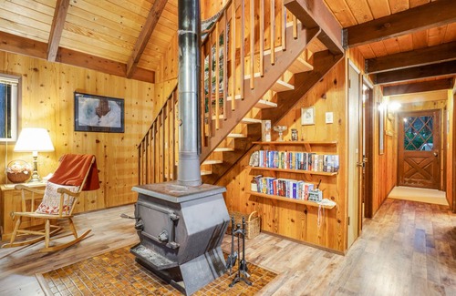 Lopez Island Ski Chalet | 139 m² Chalet ∙ 2 bedrooms ∙ 6 guests