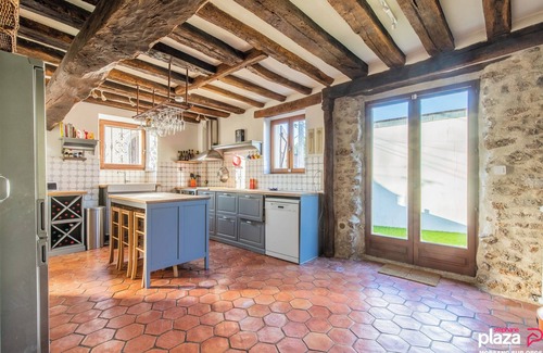 Villemoisson-sur-Orge House | 13th Century House outside Paris, proximity autoroutes, RER C, Tramway T12