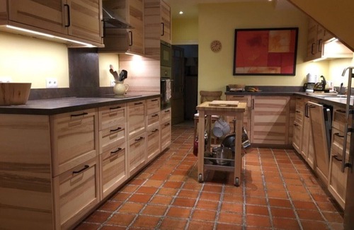 Monflanquin House | 13th Century Townhome