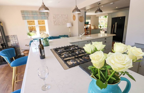 Reeth Cottage | 14 HILL CLOSE, pet friendly, with open fire in Reeth