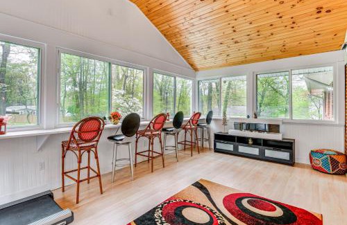 Colesville House | 14 Mi to DC Retreat with Patio and Sunroom!
