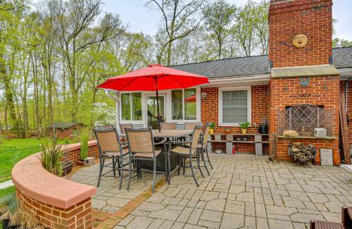 Colesville House | 14 Mi to DC Retreat with Patio and Sunroom!