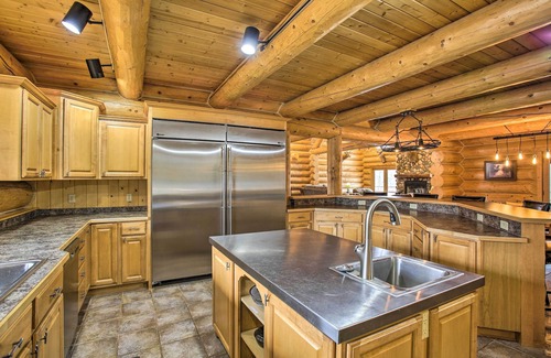Petoskey Cabin | 14 Mi to Slopes: Lodge on 104 Acres in Boyne City