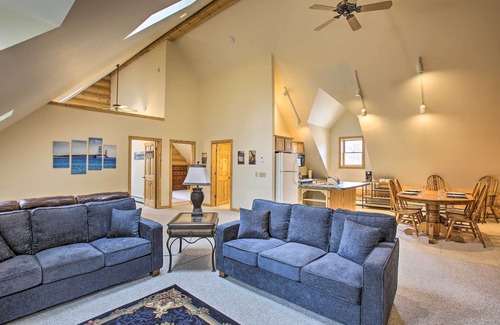 Petoskey Cabin | 14 Mi to Slopes: Lodge on 104 Acres in Boyne City