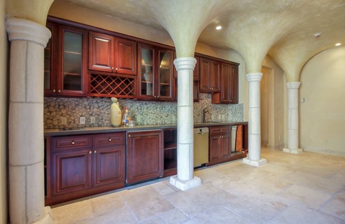 Lindenwood Villa | 14+ million estate, 2.5 miles from Stanford