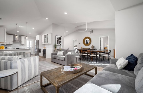 Lewes House | 140 Henlopen Shores - Large home close to the beach in Cape Shores!