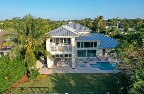 Lake Ida Shores House | 1400 Managed By Brampton Park