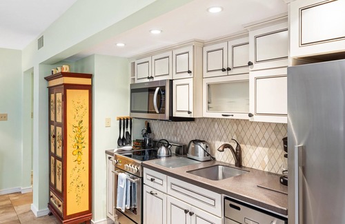West Beach Village Condo | 1409 West Beach: 1BR Getaway, Near Beach, Credit for Bikes/Beach Gear