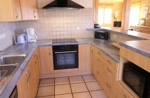 Saint-Gervais-les-Bains Ski Chalet | 140m² Chalet in Saint-Gervais, 6 ppl, 3 rooms, pets allowed, garage