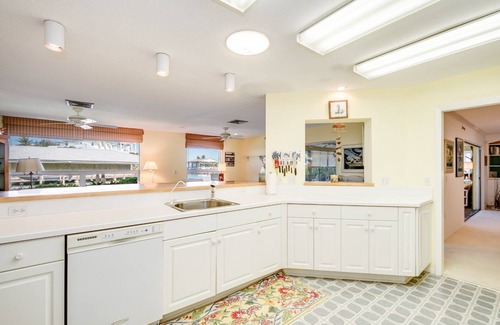 Boca Grande House | 141 Damicare 3 bed/2 Bath ground level - Canal & Dockage in back yard!