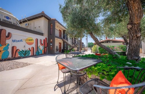 New Papago Parkway Apartment | 142 Fully Furnished 1BR Suite-Pet Friendly!