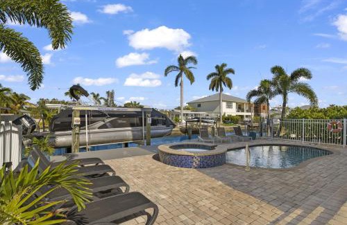 South Island House | 143 Catch and Relax- 5BR Home with Pool & Spa! home
