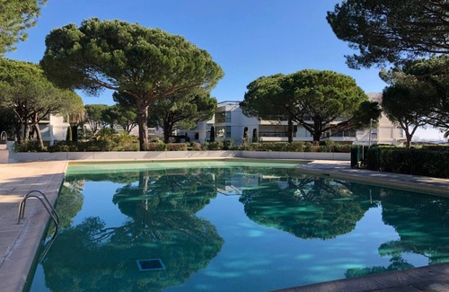 Mandelieu-la-Napoule Beach Apartment | 14390 Superb studio in a luxury residence by the sea in Mandelieu