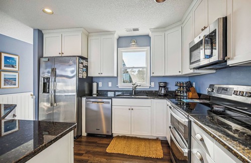 Whalehead Beach House | 1488 - Sandy Pause 6-bed 5-bath, Corolla, NC, pet friendly, private pool, hot tub, game room