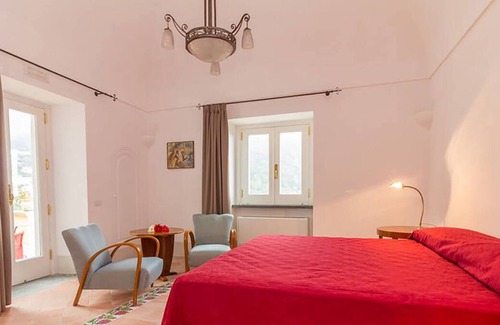 Termini Villa | 14th Century Converted Monastery