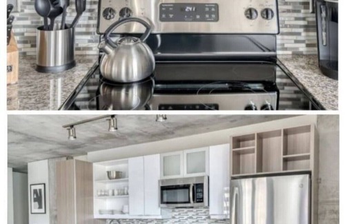 Downtown Minneapolis Apartment | 14th Floor 2B2B unit 1420 , Gym , Pool , 1 mile to US Bank