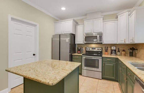 Blanchard Cottage | 15-Acre Relaxing Retreat with Pool, Hot Tub & Trails near Lake Livingston
