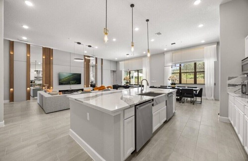 Kissimmee House | 15 Bedrooms/16.5 Bathrooms/Sonoma (4171SB)