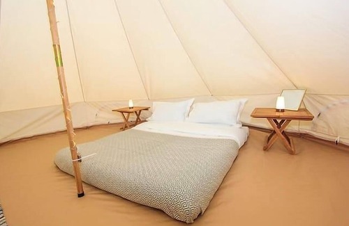 Llanfaethlu Cabin | 15 'Diya' Bell Tent Glamping Anglesey