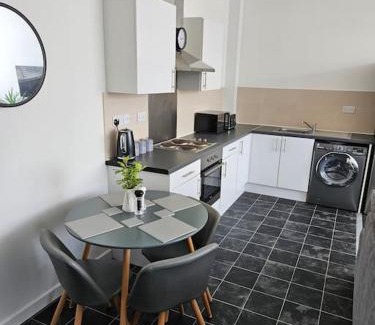 Southwell Apartment | 15 Espionage Place, Portland