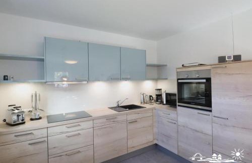 Landkirchen House | 15 Ferienwohnung Inselschatz mit Wallbox