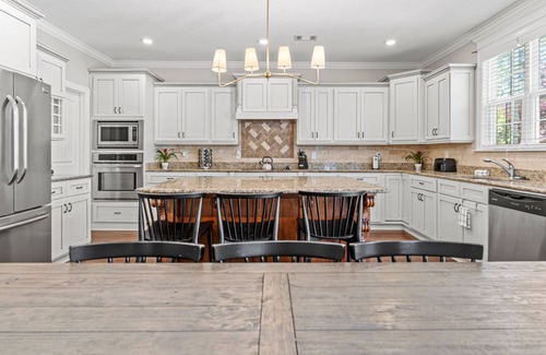 Evans House | 15-Guest Home with Pool, Close to Augusta Masters Golf Retreat