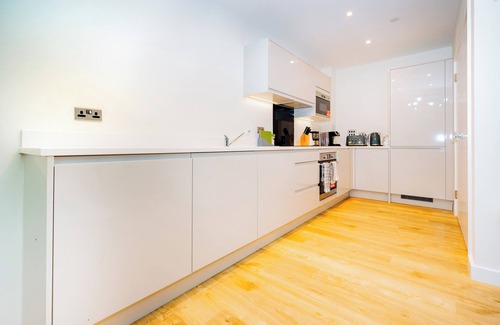 Royal Docks Apartment | -15% LUX Riverside Duplex Masionette By LCY/ExCeL I 25min to Tower of London