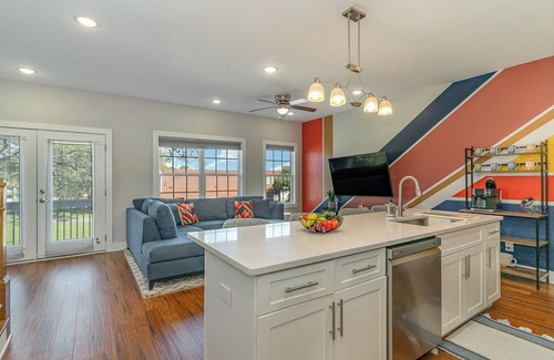 Nashville House | 15 Min to Broadway-Family Friendly w/Rooftop Patio