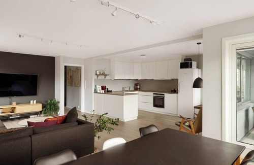 Grunerlokka Apartment | 15 min to C Station - Huge Social Space l Balcony