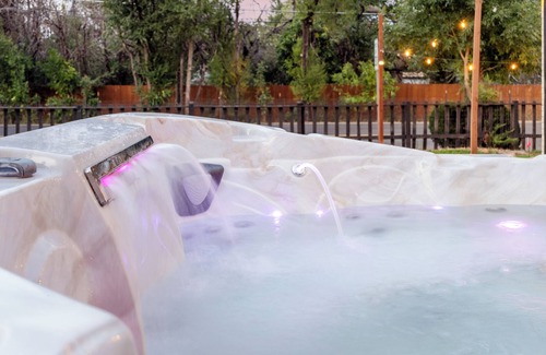Berkley House | 15 min to Denver/Spa/Bar/Pool/Volleybal/Pickleball