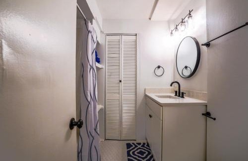 Hillwood House | 15 min to the Heart of Nash