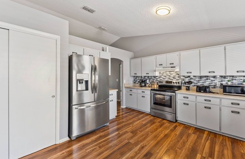 Indian Ridge House | 15 Mins to Disney Community Pool Renovated