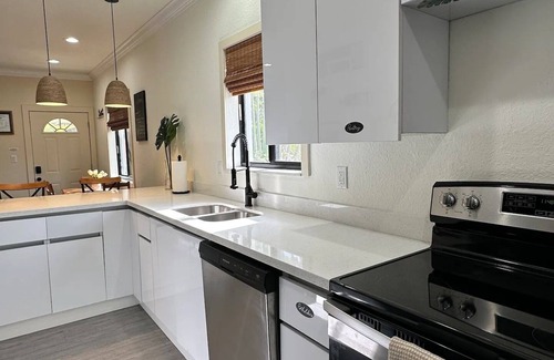 Pompano Beach Apartment | 15 minutes from the Beach!
