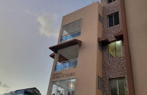 Prado Oriental Apartment | 15 minutes to Las Americas Airport. Family sized condo