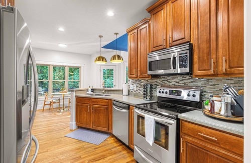Asheville House | 15 Minutes to Downtown Asheville! Movie Theater, Game Rm, HotTub, Sauna, Firepit