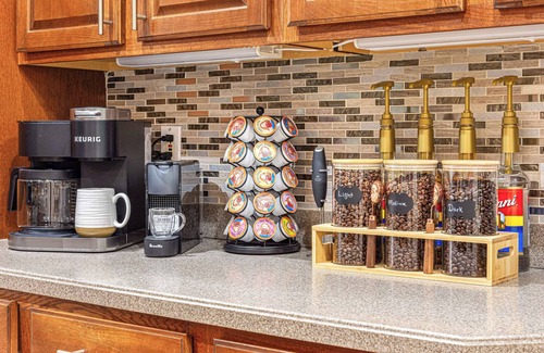 Asheville House | 15 Minutes to Downtown Asheville! Movie Theater, Game Rm, HotTub, Sauna, Firepit