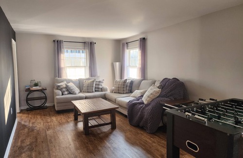 Milton House | 15 minutes to Rehoboth Beach, 20 minutes from three sports complexes Game Room .