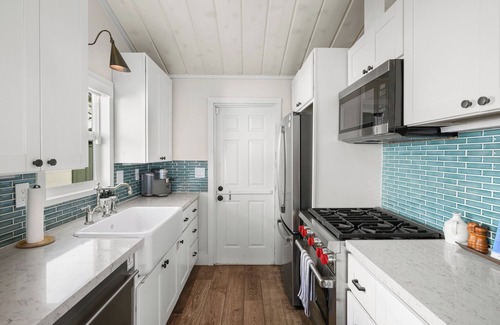 Cardiff-by-the-Sea House | 15% OFF October Stays - Swami's Sunset Beach House