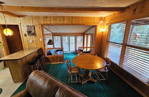 Cloudcroft Cabin | 15 Spruce Meadow · Sweet, Cozy Cabin Just 6 Miles from Cloudcroft