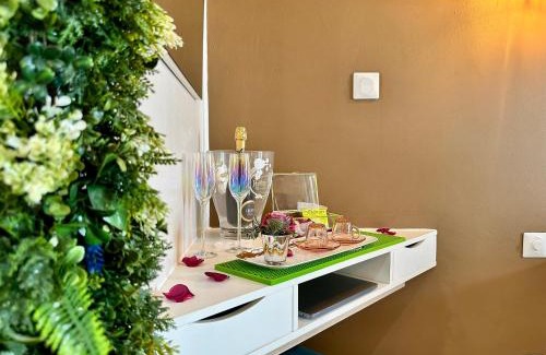 Tartane Apartment | 150 de Grey Studio pour 2 avec SPA, Vue sur mer