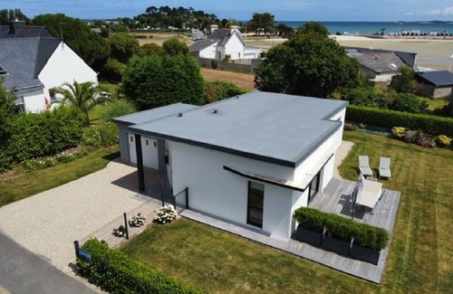 Saint-Pol-de-Leon House | 150 m from the sea, bungalow rated 4 *, enclosed garden, parking, WIFI
