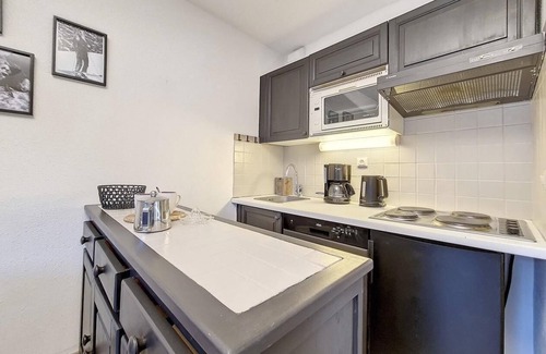 Saint-Martin-de-Belleville Apartment | 150m from ski slopes, 2nd floor, view mountain, balcony, tv, ski locker, 29m²