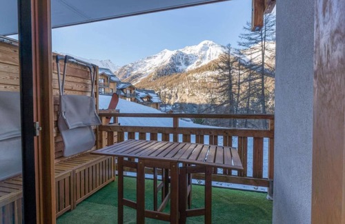 Les Orres Apartment | 150m from resort center, 3rd floor, view resort, fitness, swimming pool, sauna, balcony, tv